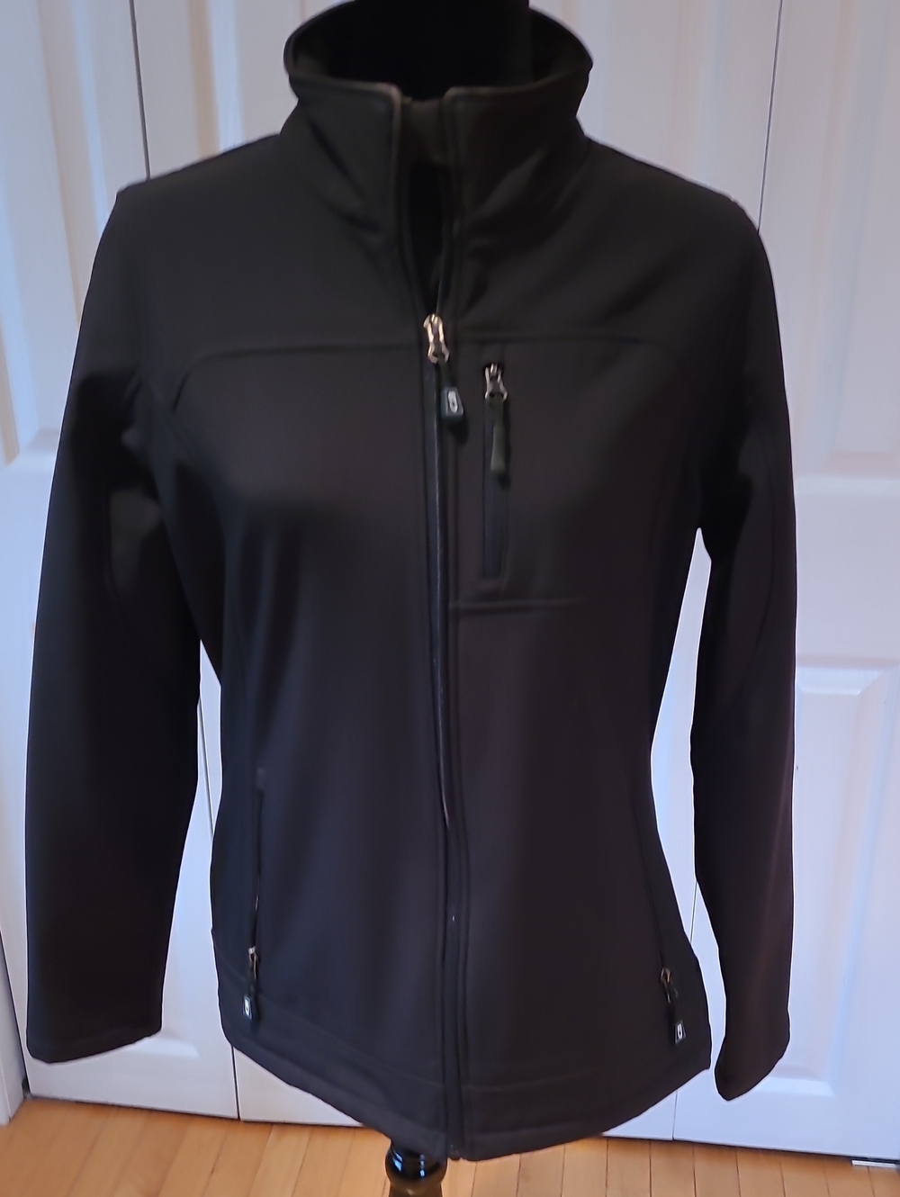 Women's Black Ski Softshell Jacket - Lightweight Zip Front